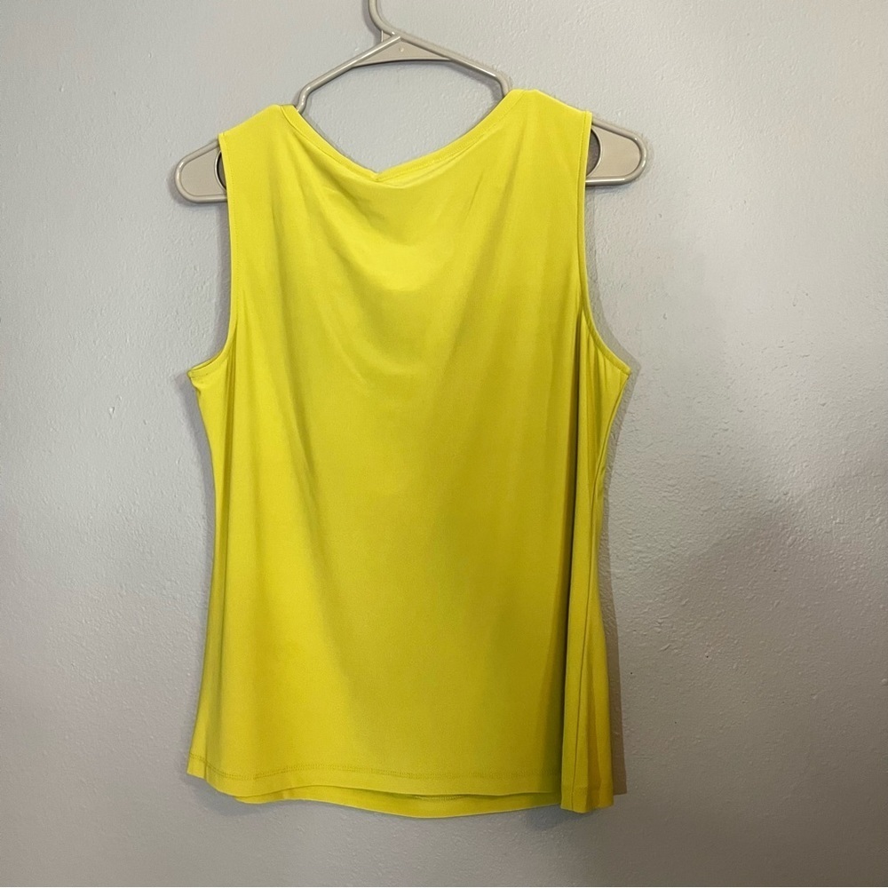 87. Nine West‎ Women's Avocado Green Sleeveless Tank Size Small - Picture 5 of 9